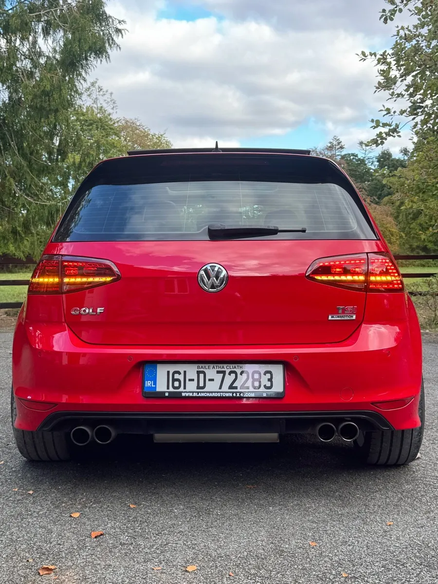 Volkswagen Golf R-Line 1.4 TSI Panoramic Sunroof - Image 3