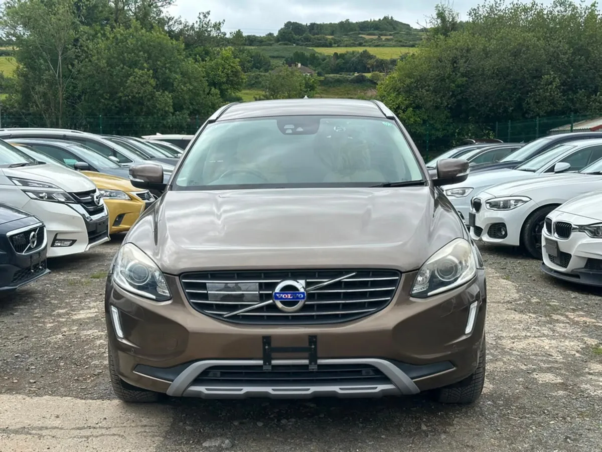 Volvo XC60 D4 CLASSIC - 2.0L Diesel - Automatic (0 - Image 2