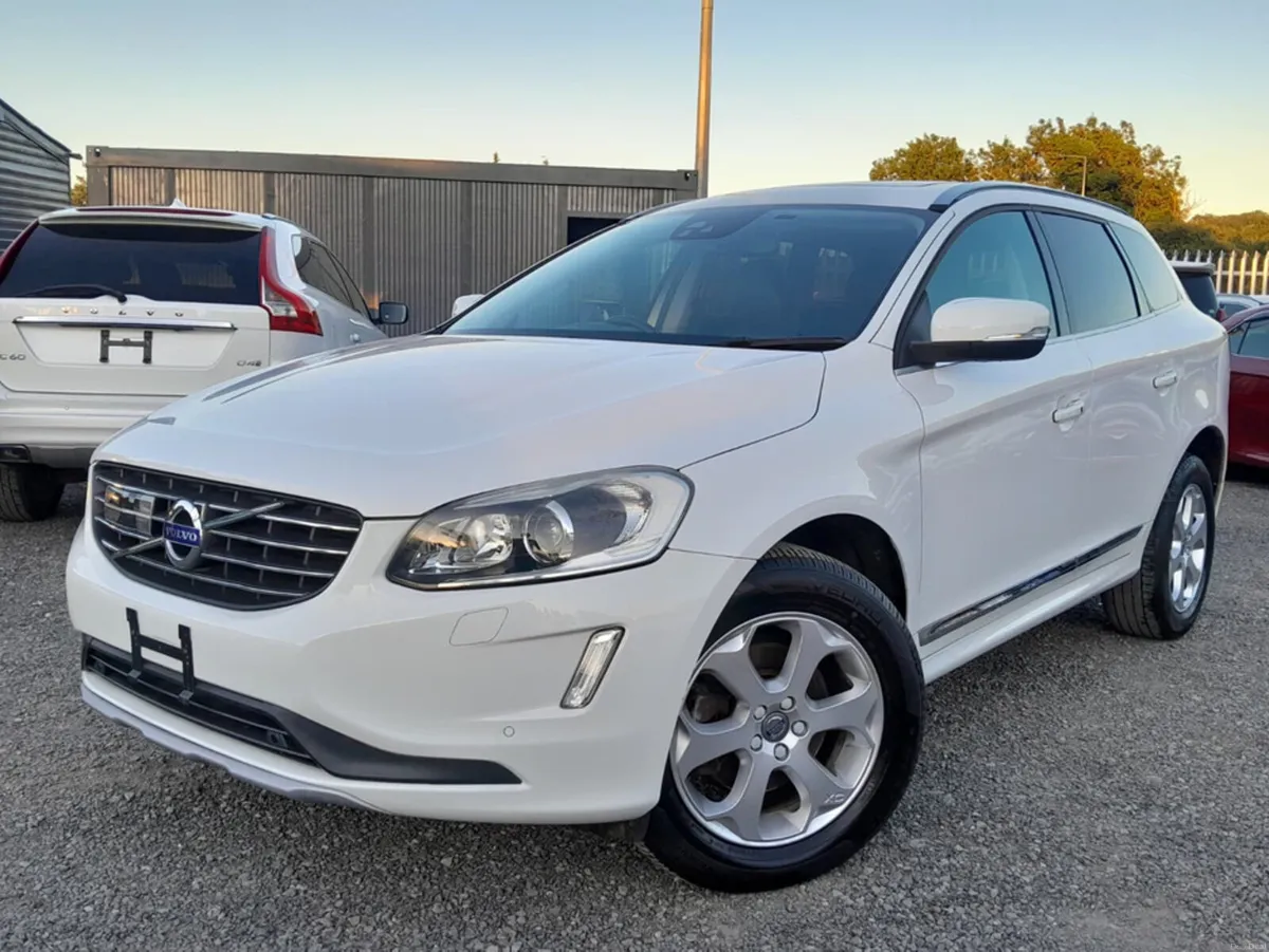 Volvo XC60 D4 CLASSIC - 2.0L Diesel Automatic - Su - Image 3