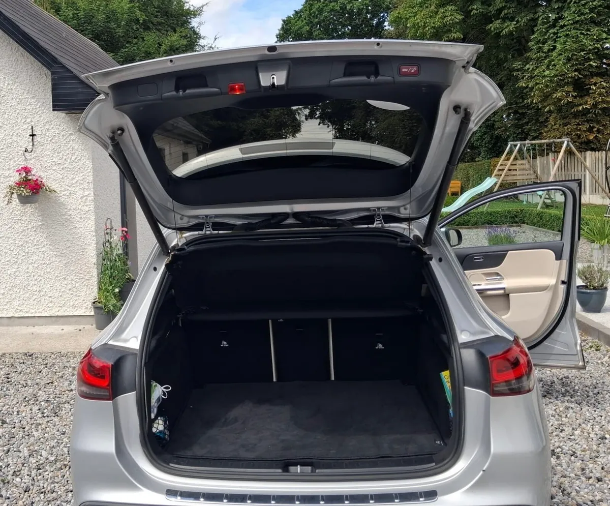 Mercedes gla 200d - Image 3