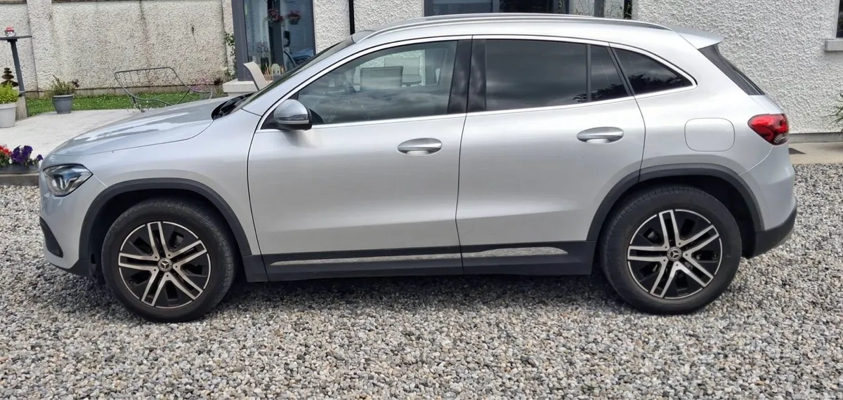 Mercedes gla 200d - Image 4