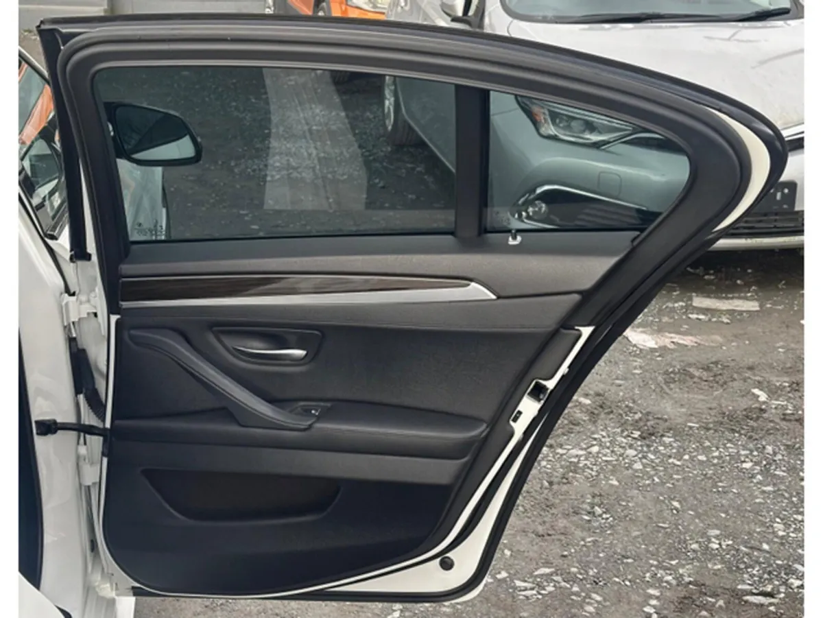 BMW 5-Series 2.0  Automatic Diesel  Fresh Import ( - Image 5