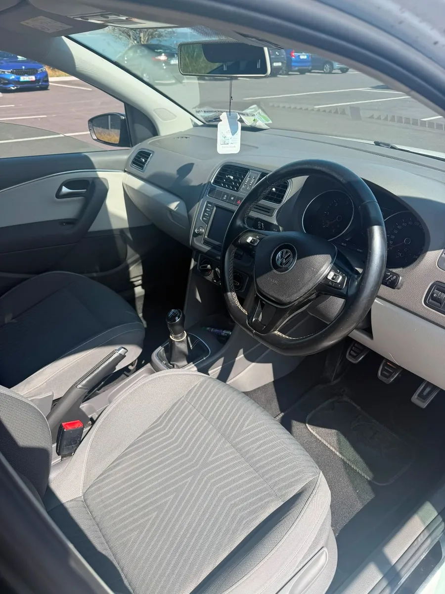 Volkswagen Polo 2015 1.4 TDI Diesel Comfortline+ - Image 5
