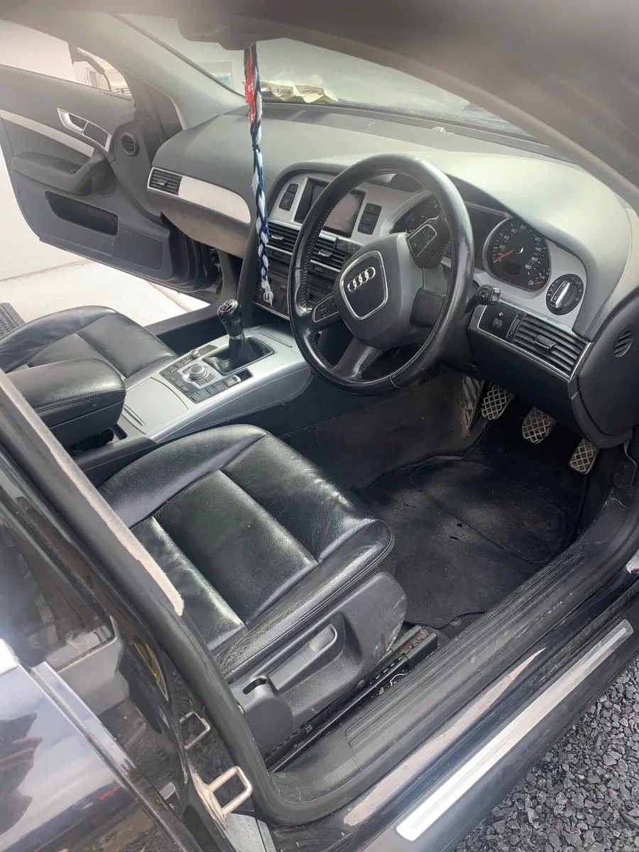 Audi A6 2010 - Image 6