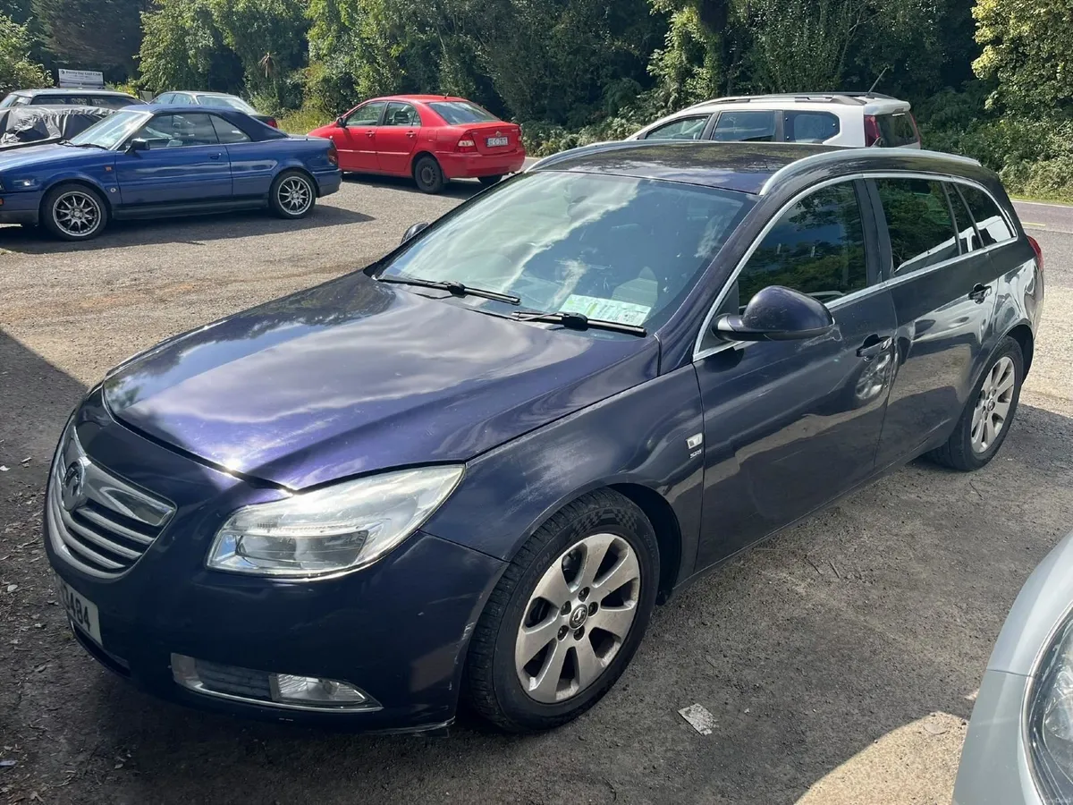 Vauxhall Insignia 2012 Estate (needs engine) - Image 4