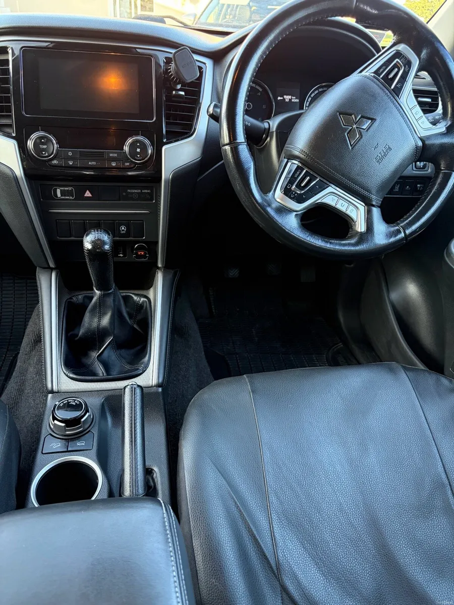 Mint 211 Mitsubishi L200 2.3 NO VAT - Image 6