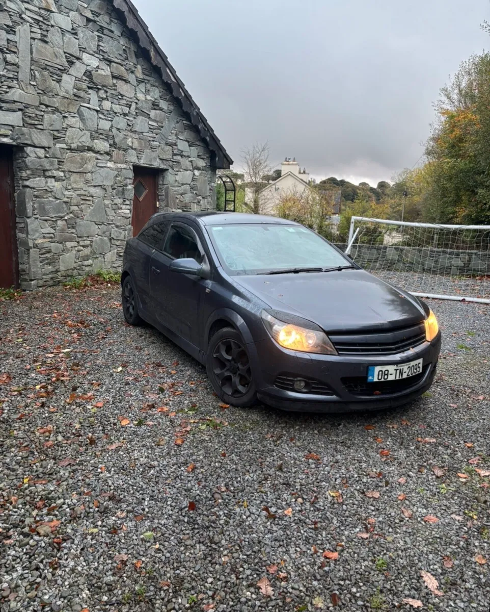 Opel Astra six ctdi 1.3 ltr - Image 1