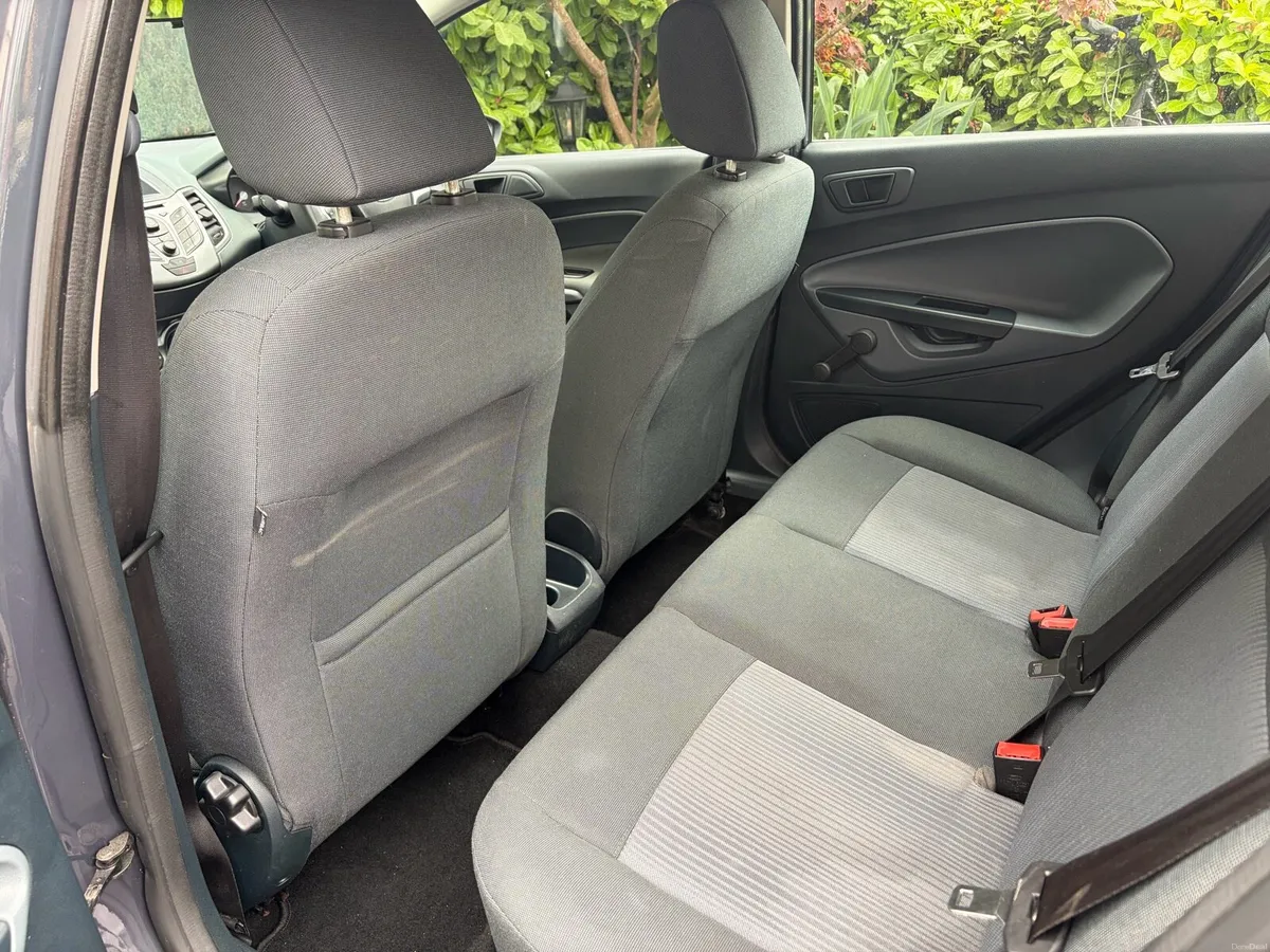 2011 Ford Fiesta 1.25 Zetec 5Dr - Image 6