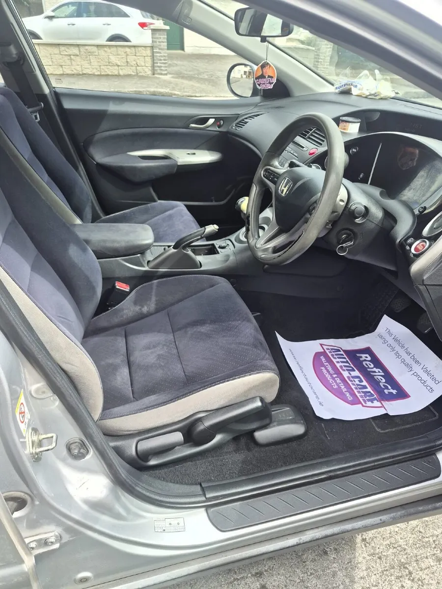 Honda Civic 2006 - Image 6