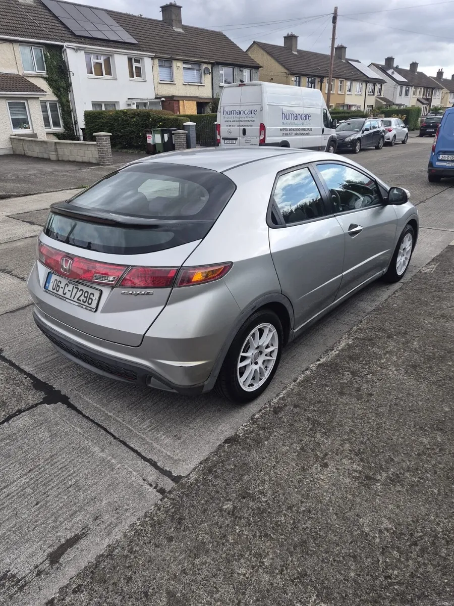 Honda Civic 2006 - Image 3