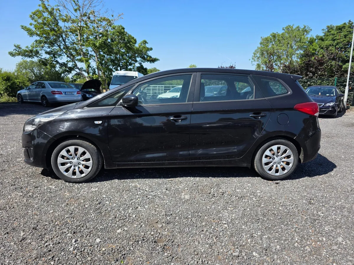 Kia Carens 2014 - Image 2