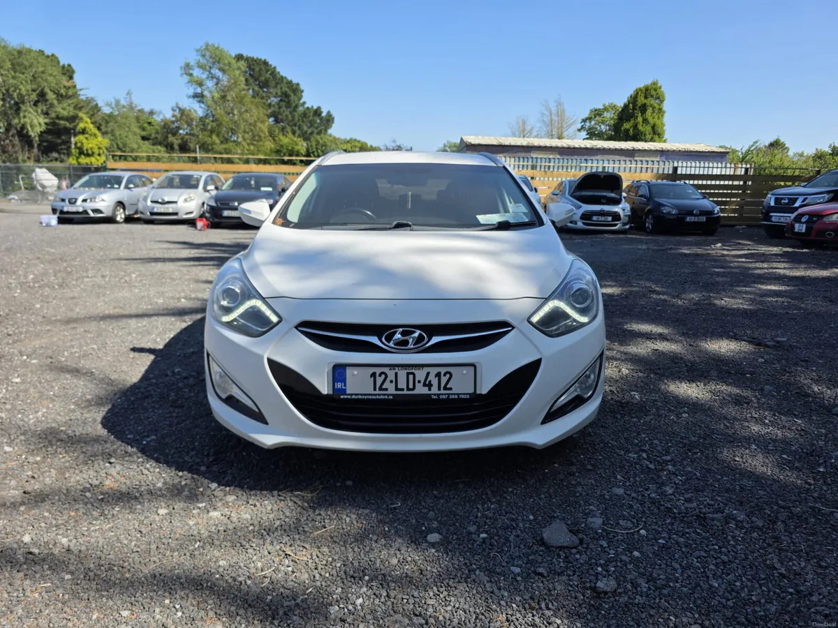 Hyundai i40 2012 - Image 2