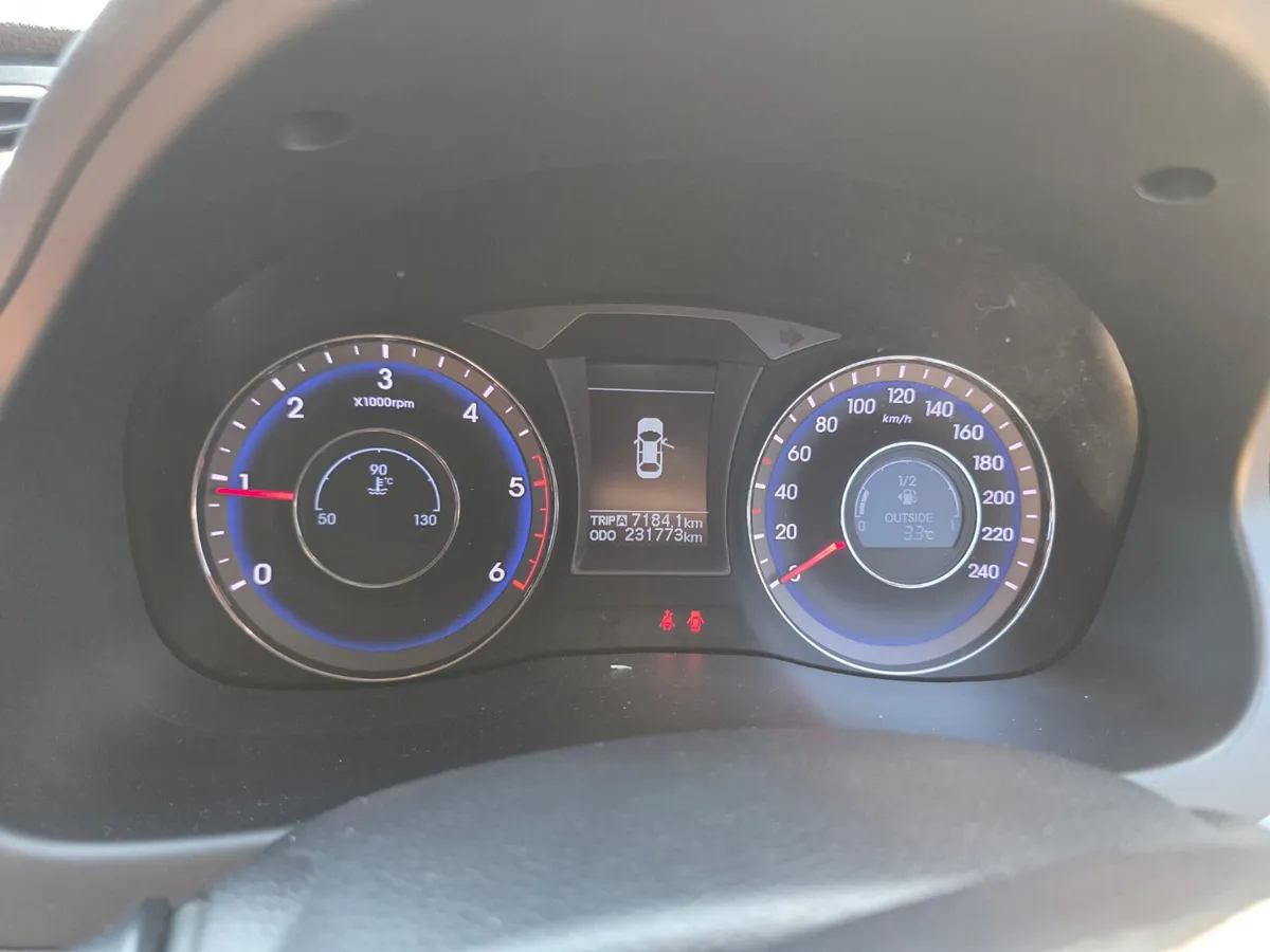 Hyundai i40 2012 - Image 5
