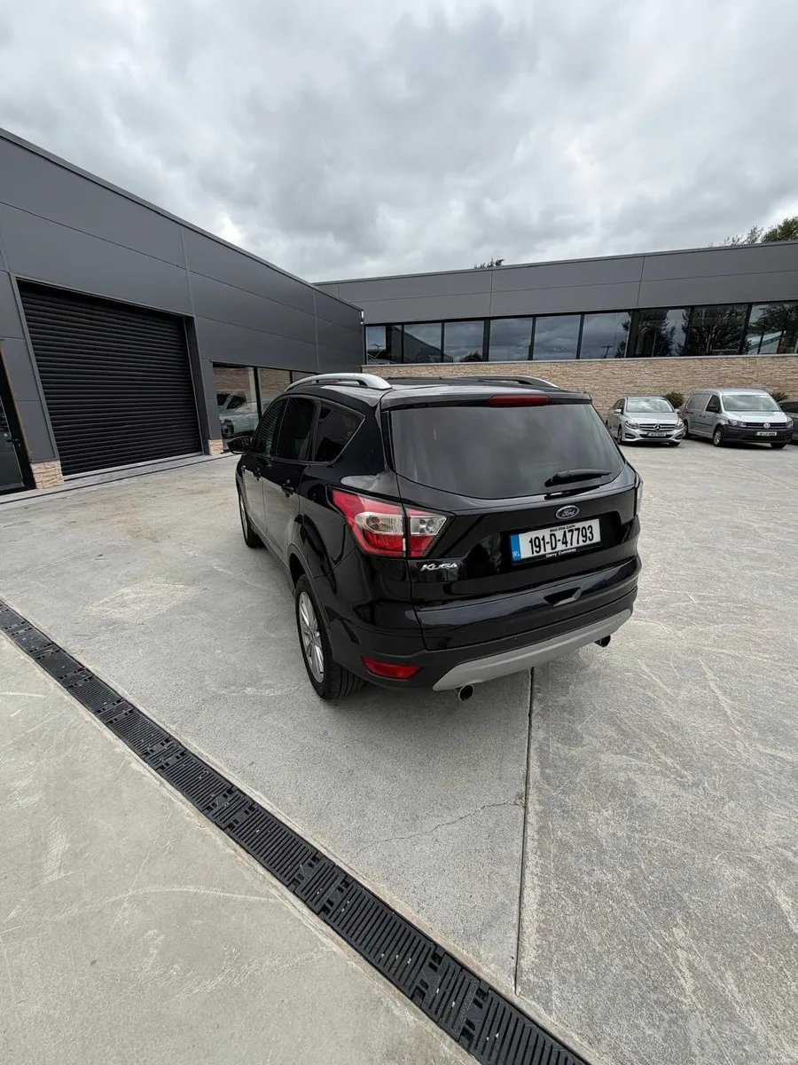 Ford Kuga Titanium Edition - Image 2