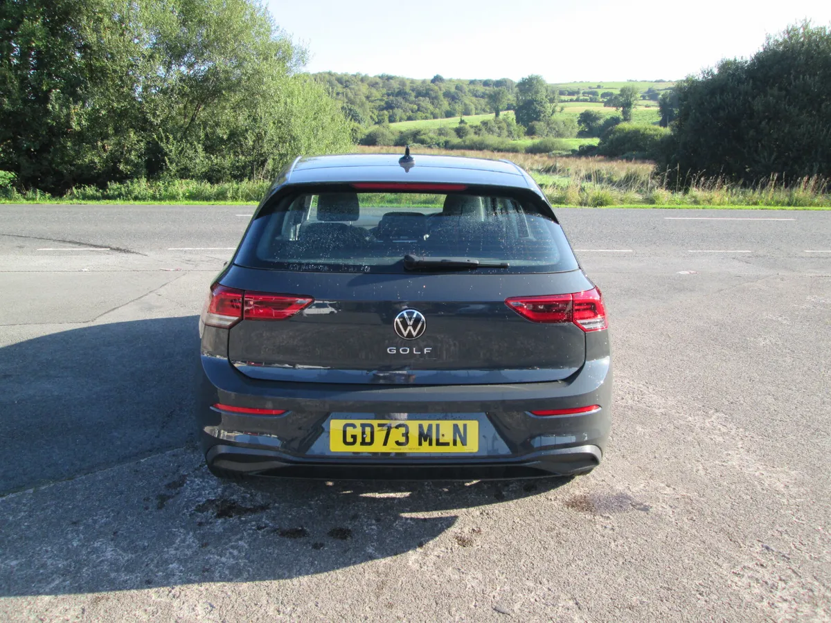 2024  VOLKSWAGEN  GOLF  1.5  TSI  LIFE  5DR - Image 6