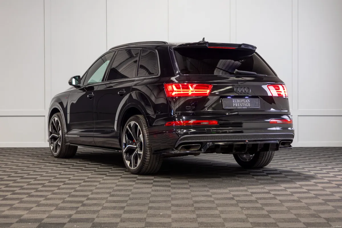 2016 Audi Q7 S-Line 7 Seater - Image 4