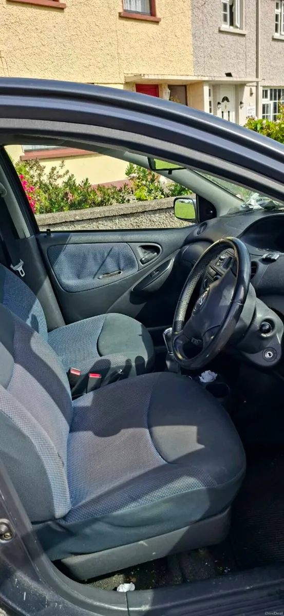 Toyota yaris 2004 1.0 petrol - Image 4