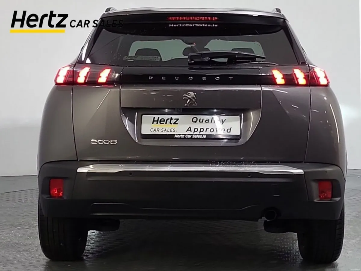 Peugeot 2008 Allure 1.2 Petrol Manual - Image 4