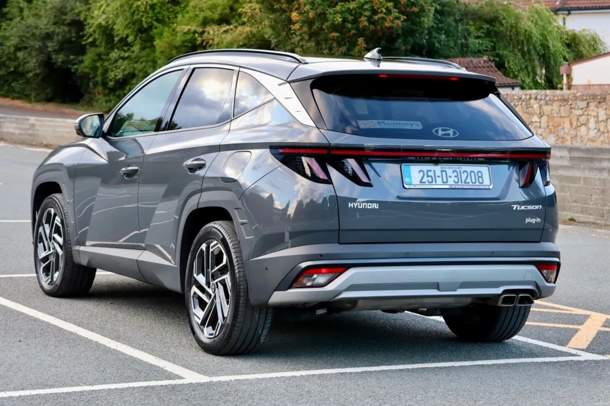 Hyundai Tucson Tucson FL 2WD Platinum PHEV Auto - - Image 4