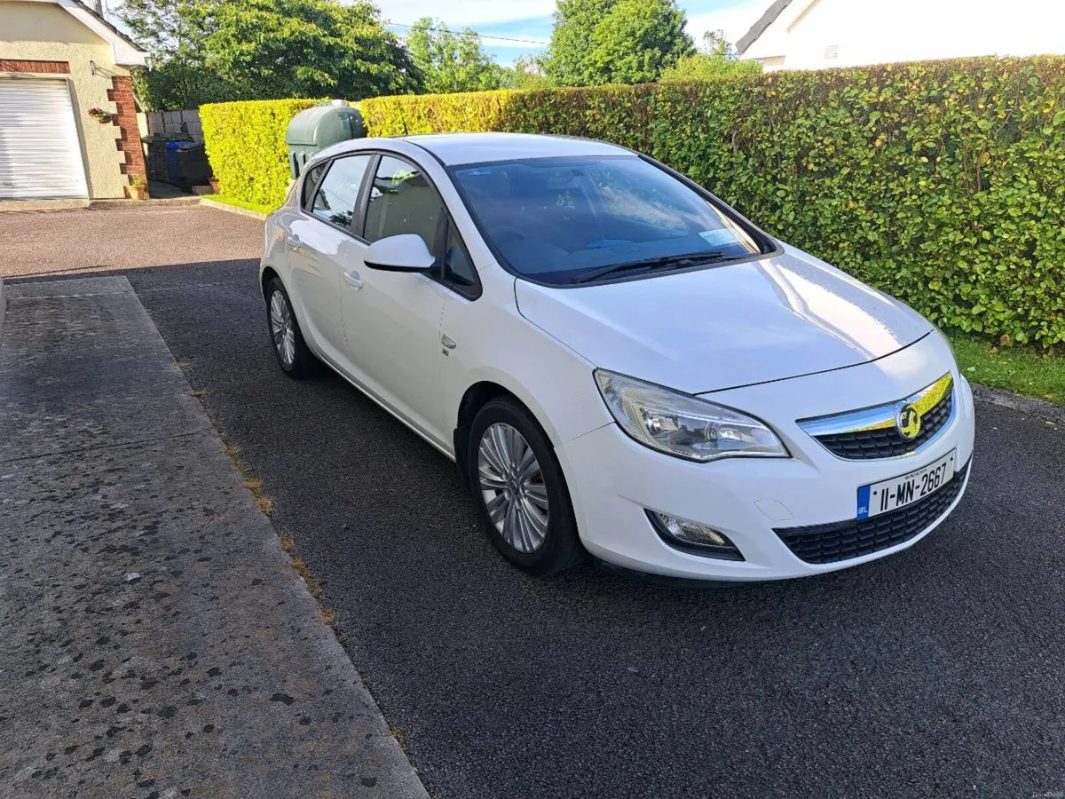 2011 Vauxhall Astra 1.7 CDTi - Image 3