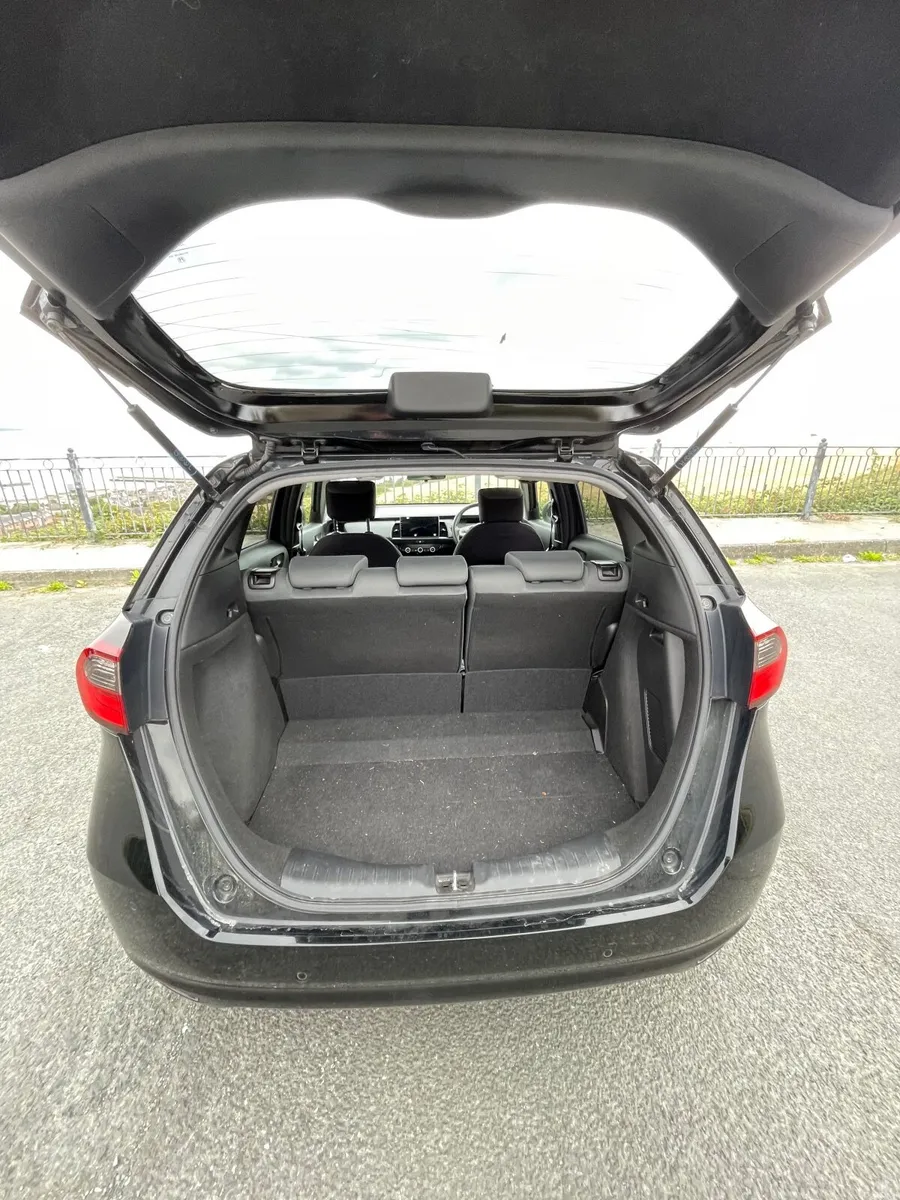 High-Spec Honda Fit 2020 - Image 5