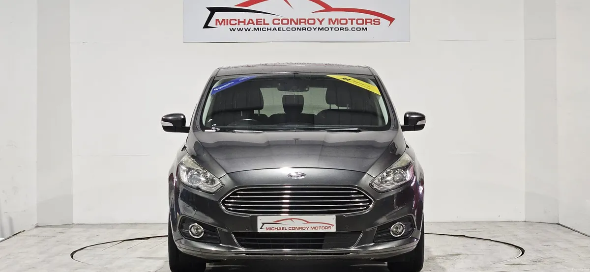 Ford S-Max TITIANIUM - FINANCE AVAILABLE - Image 3