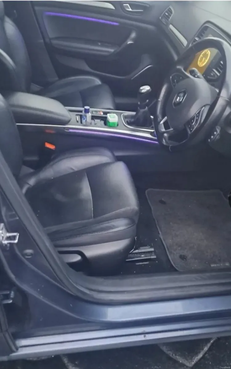 Renault Megane 2019 - Image 6