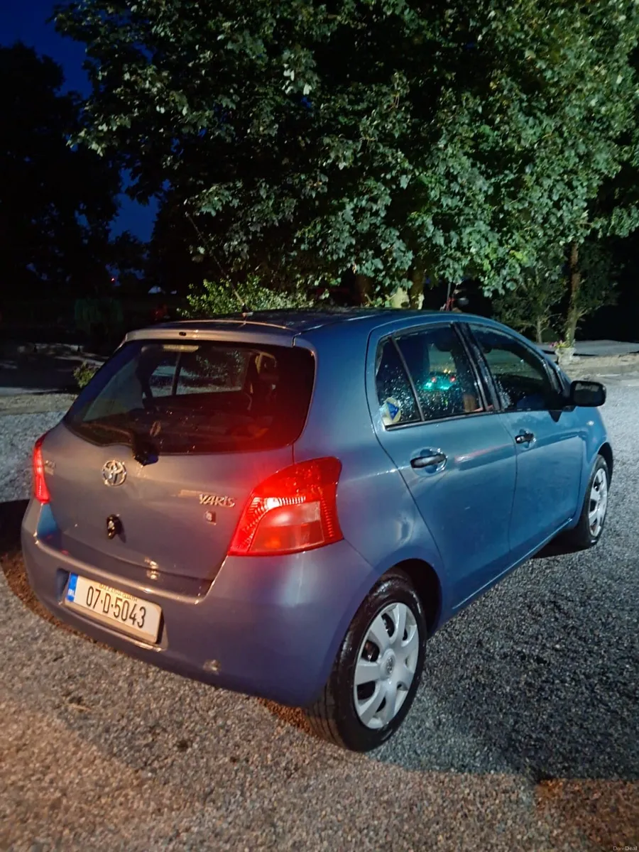 Toyota yaris - Image 3