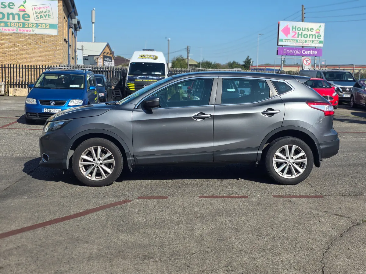 Nissan Qashqai 1.6 L Diesel - Image 2