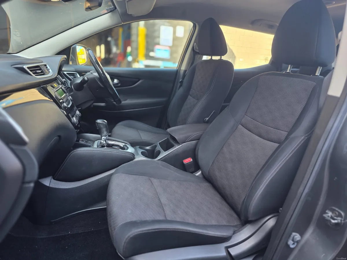 Nissan Qashqai 1.6 L Diesel - Image 6