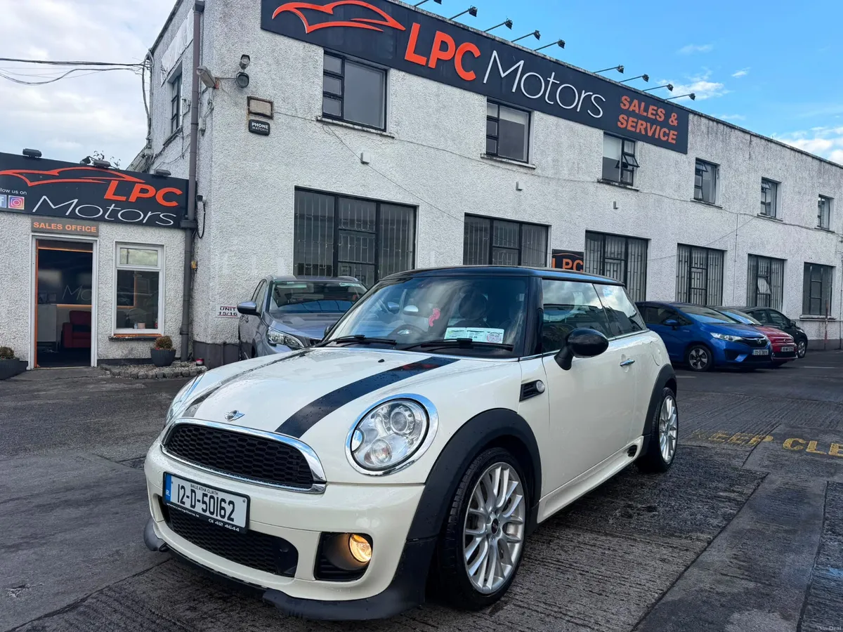 Mini Cooper 2012 - Image 2