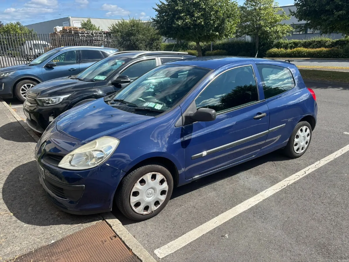 Renault Clio 2008 - Image 1