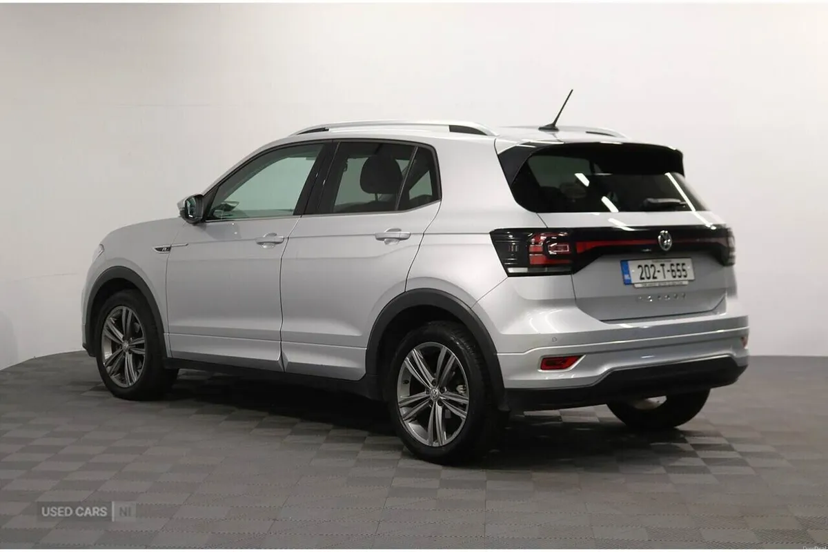 Volkswagen T-Cross R-Line Tsi - Image 4