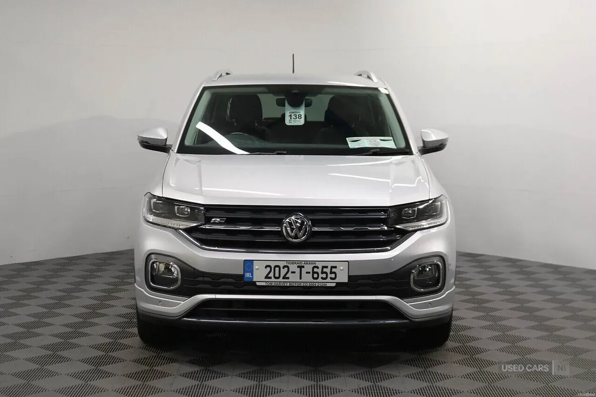 Volkswagen T-Cross R-Line Tsi - Image 2