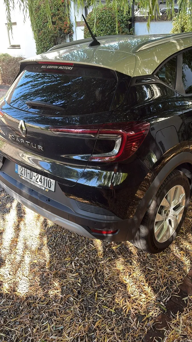 Renault Captur DIESEL - Image 3