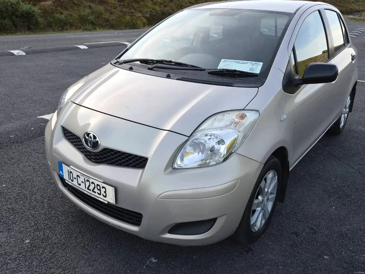 Toyota Yaris - Image 2