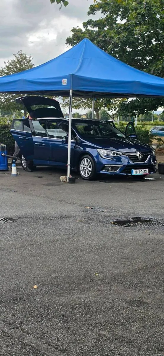 Car - Image 1