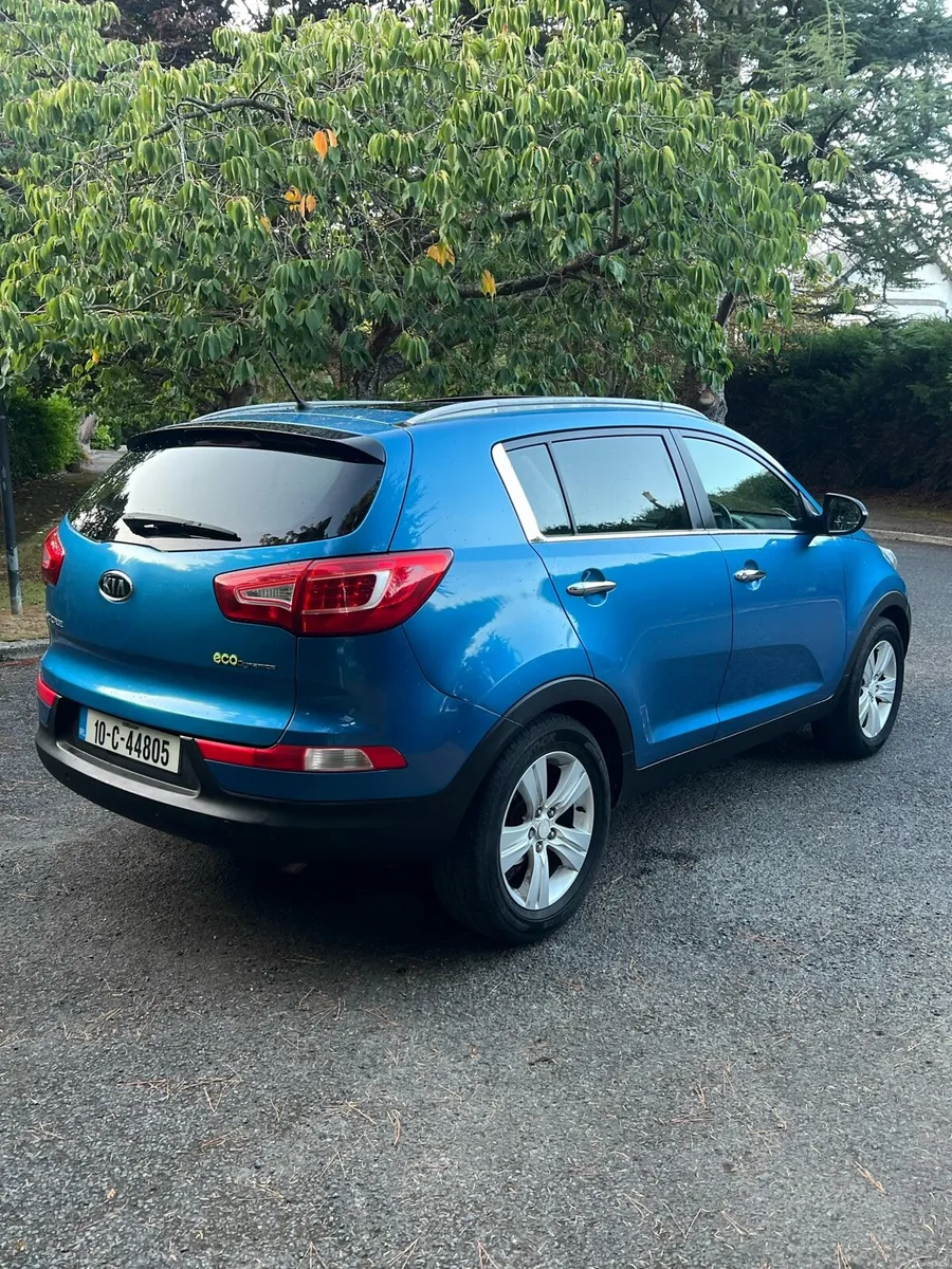 Kia Sportage 1.7 Crdi (high spec LX) NCT - Image 4