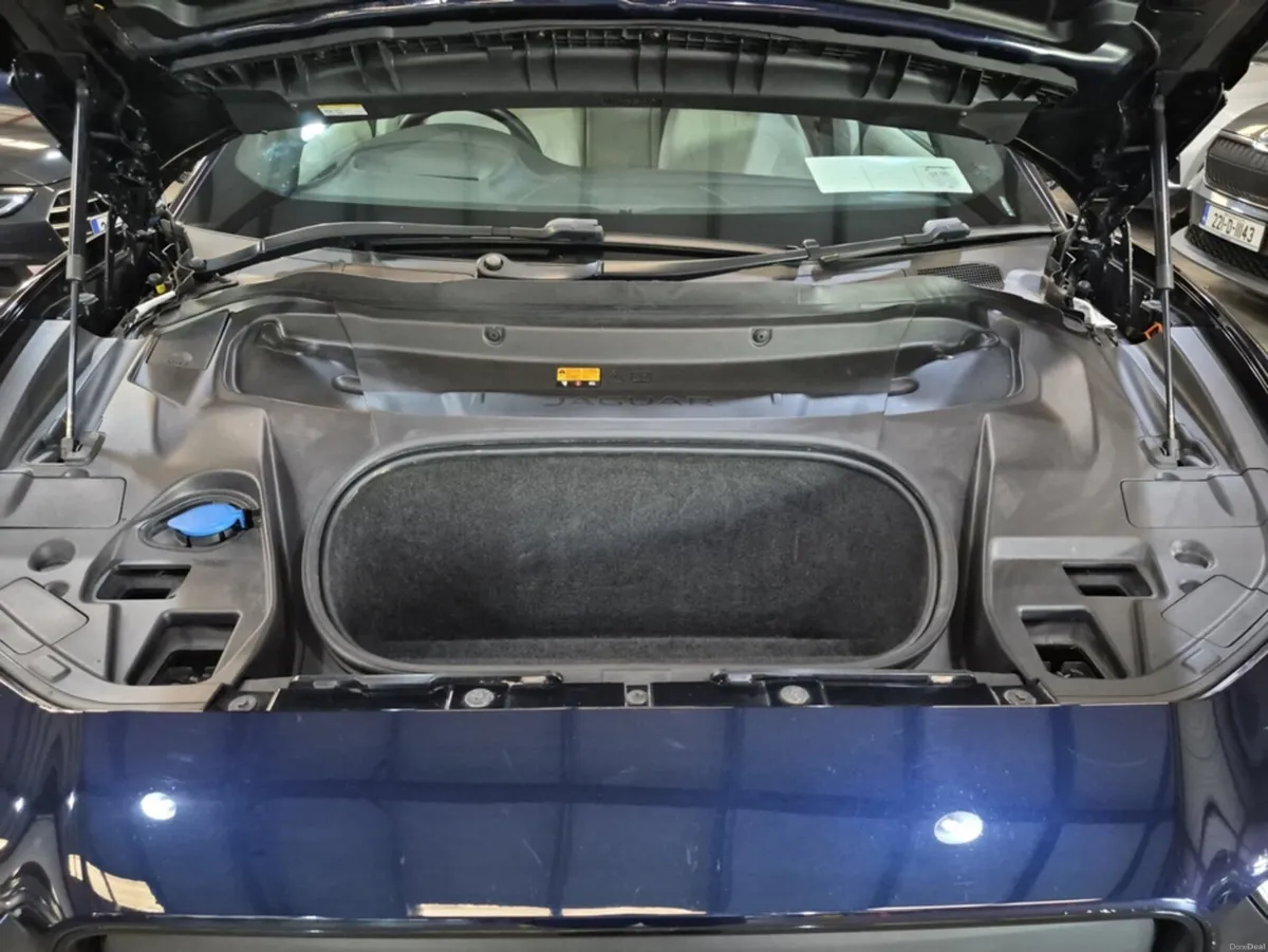 Jaguar I-Pace R-DYNAMIC SE 90KWH 400P - Image 3