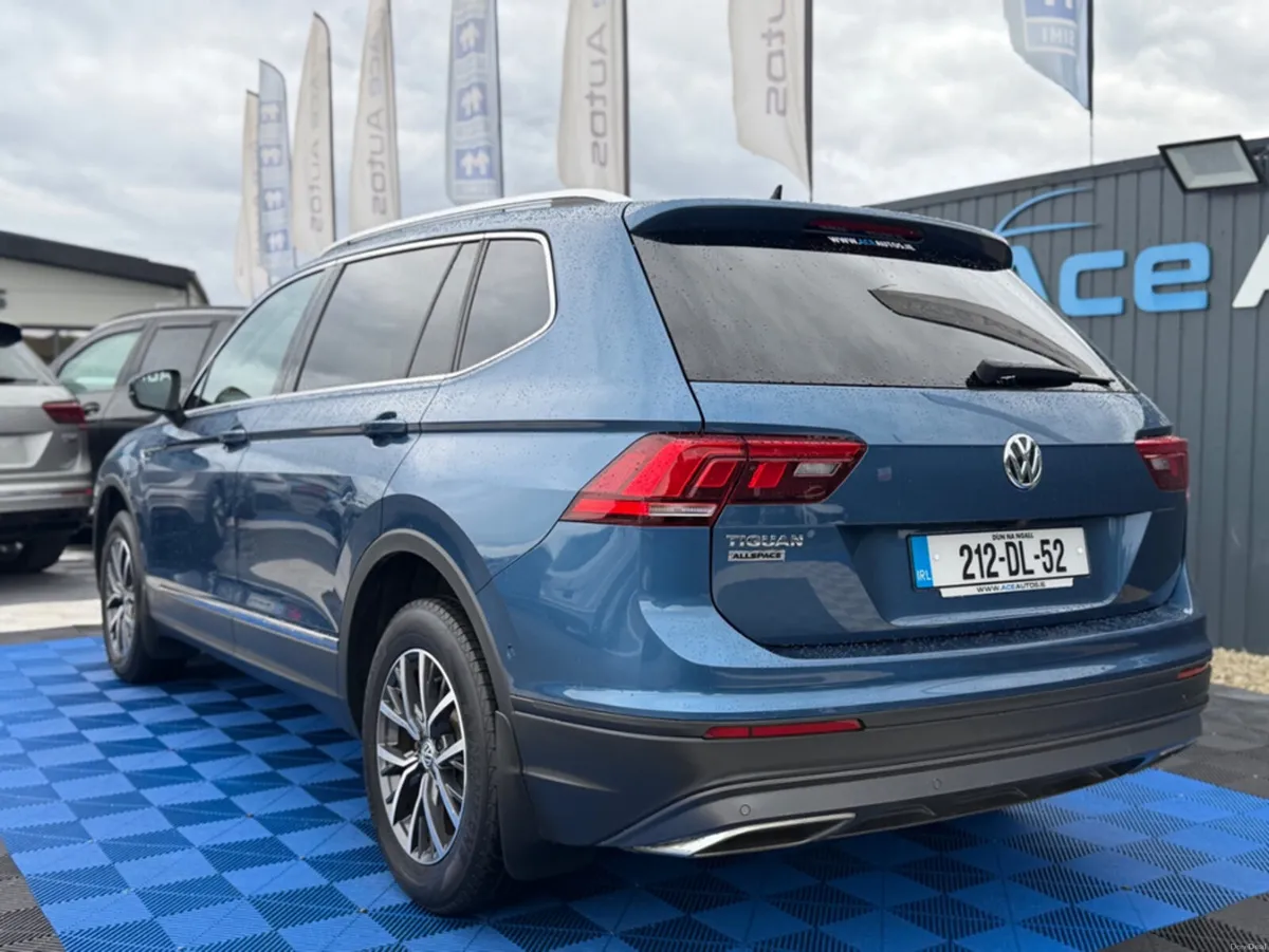 Volkswagen Tiguan Allspace COMFORT - 2.0L DIESEL - - Image 5
