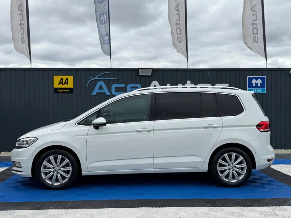 Volkswagen Touran HIGHLINE - 2.0L DIESEL - 7 SEATS - Image 4
