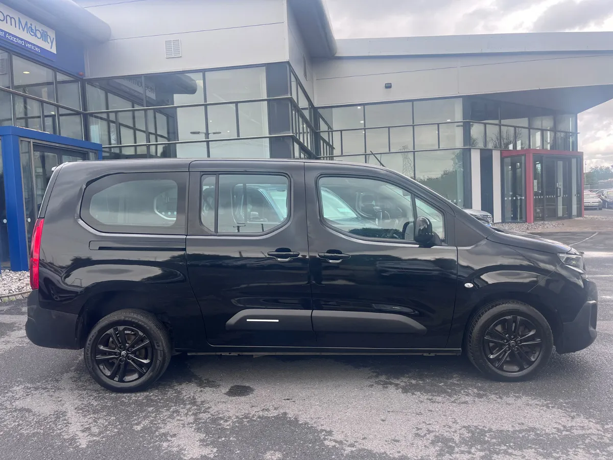 2024 Citroen Berlingo Taxi Spec WAV - Image 4