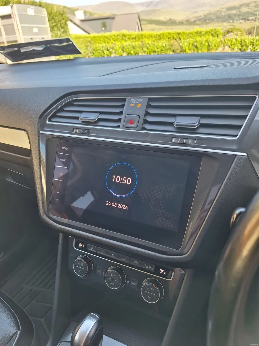 Volkswagen Tiguan 2019 - Image 2