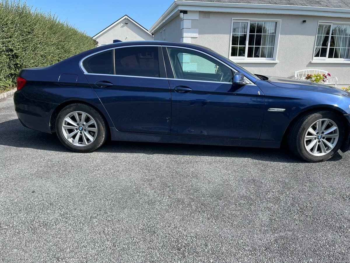 Car - Image 2