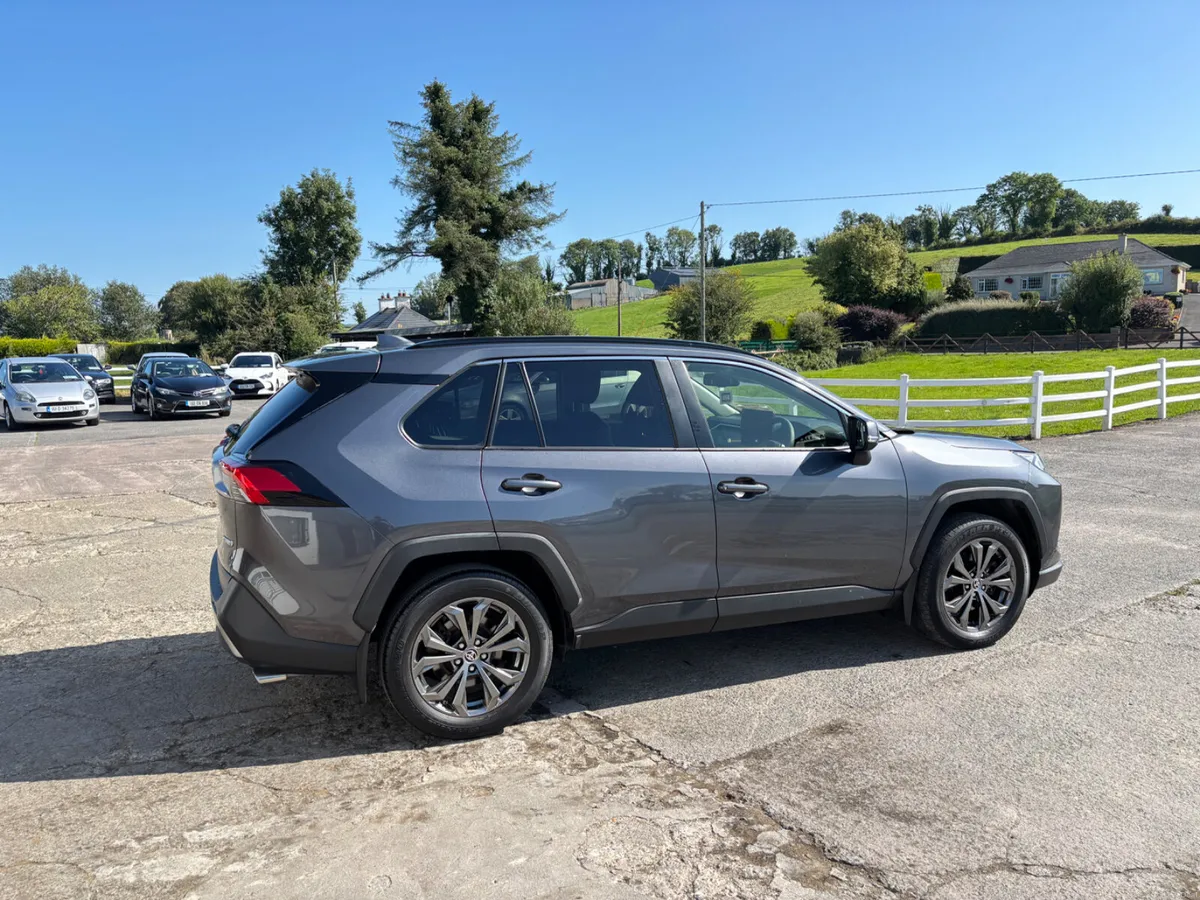 Toyota RAV4 2023 - Image 4