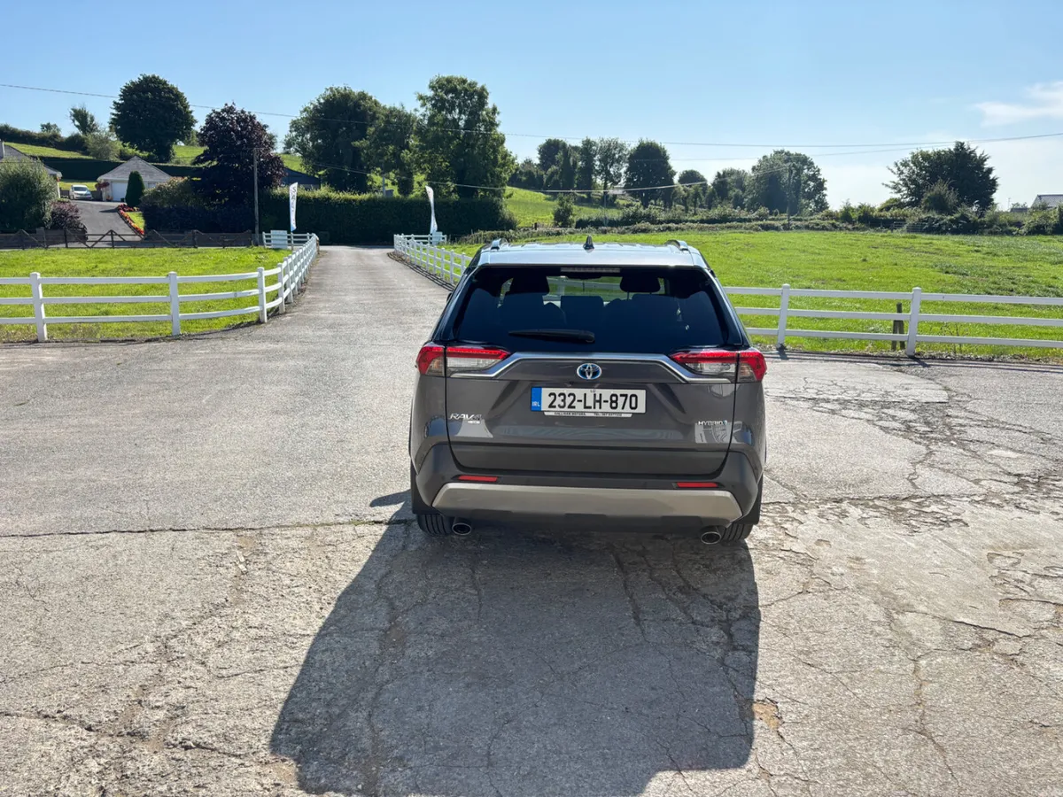 Toyota RAV4 2023 - Image 6