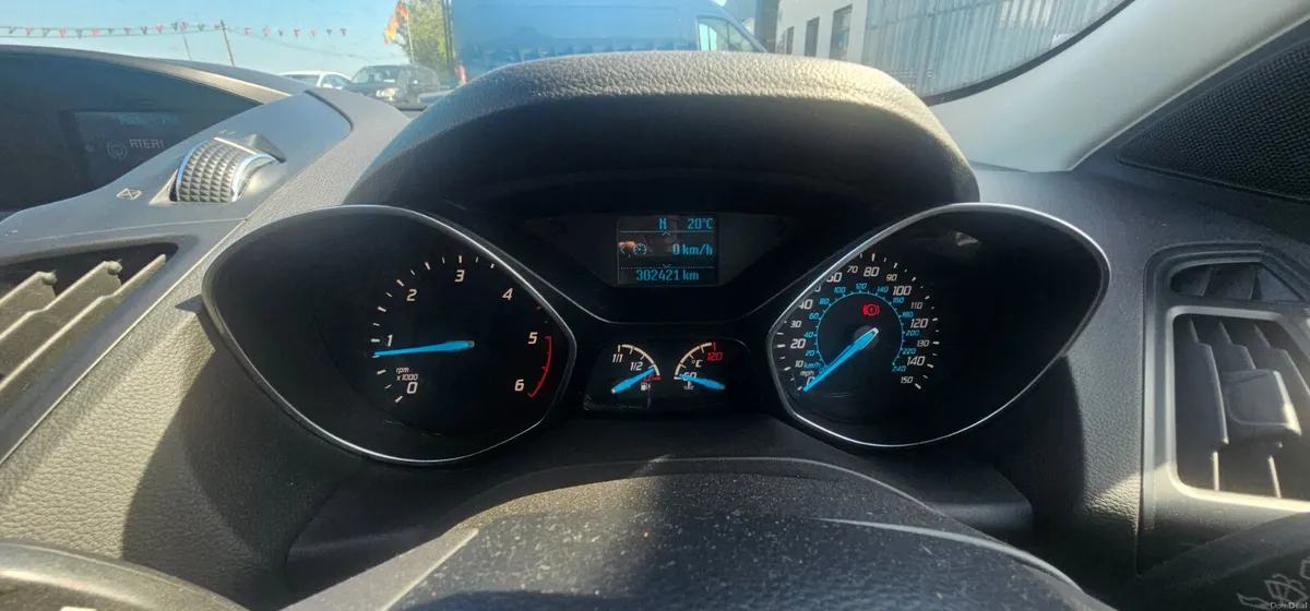 Ford Kuga 2015 - Image 6