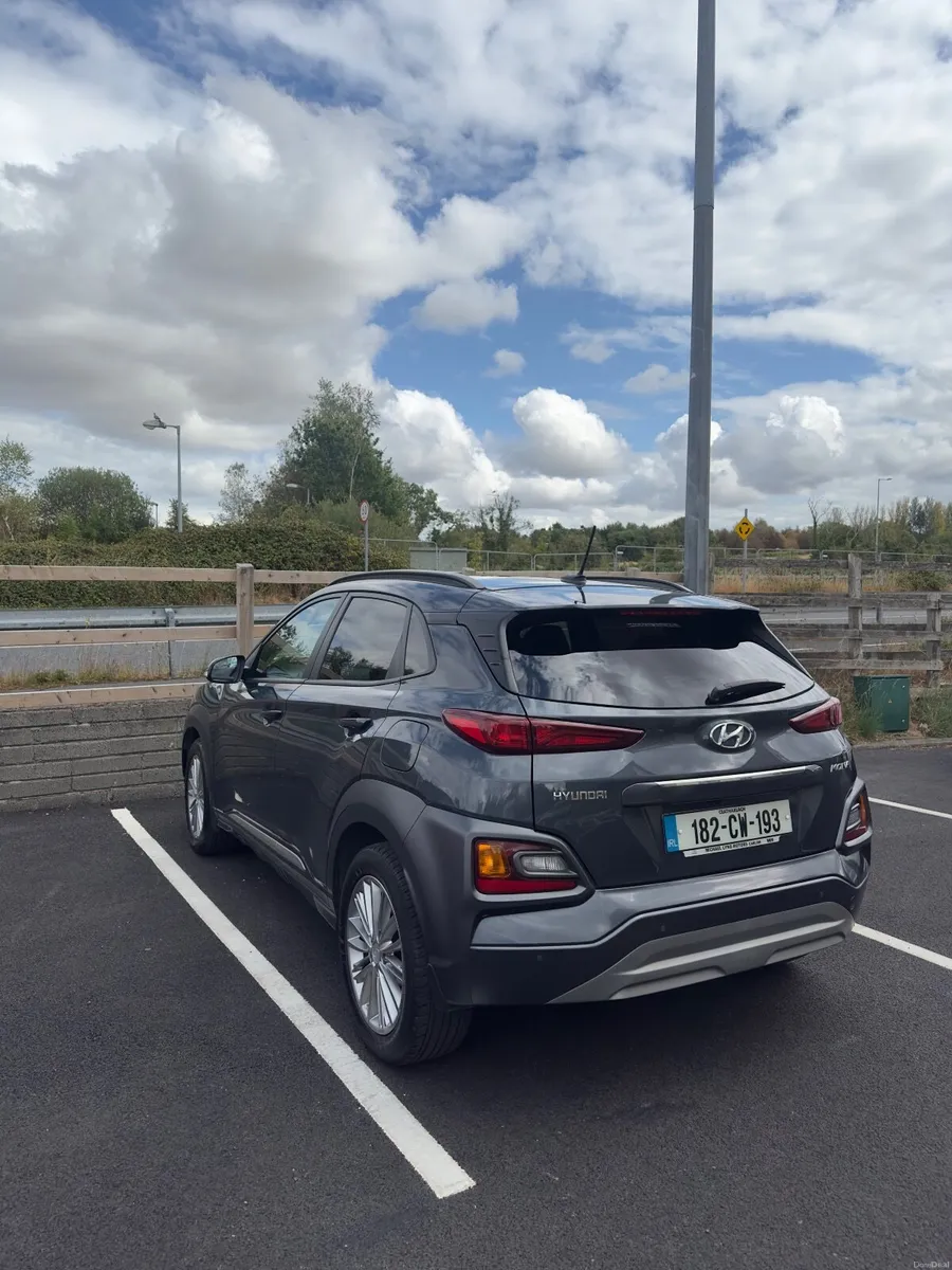 Hyundai KONA Executive 2018 - Image 4