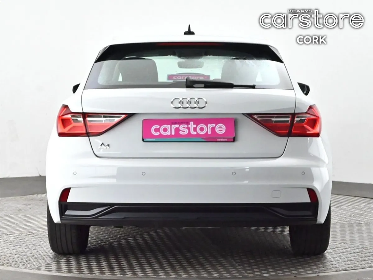 Audi A1 A1 SB 30 TFSI 116HP S-T SE - Image 4