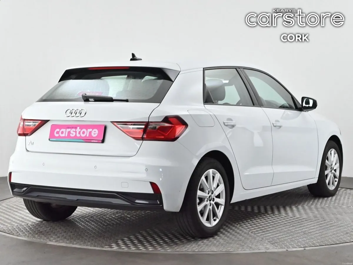 Audi A1 A1 SB 30 TFSI 116HP S-T SE - Image 5